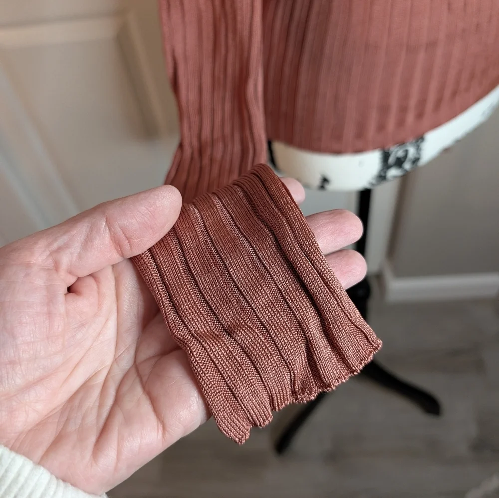 NWT Free People Ribbed Scoop-Neck Sweater in Dusty Rose